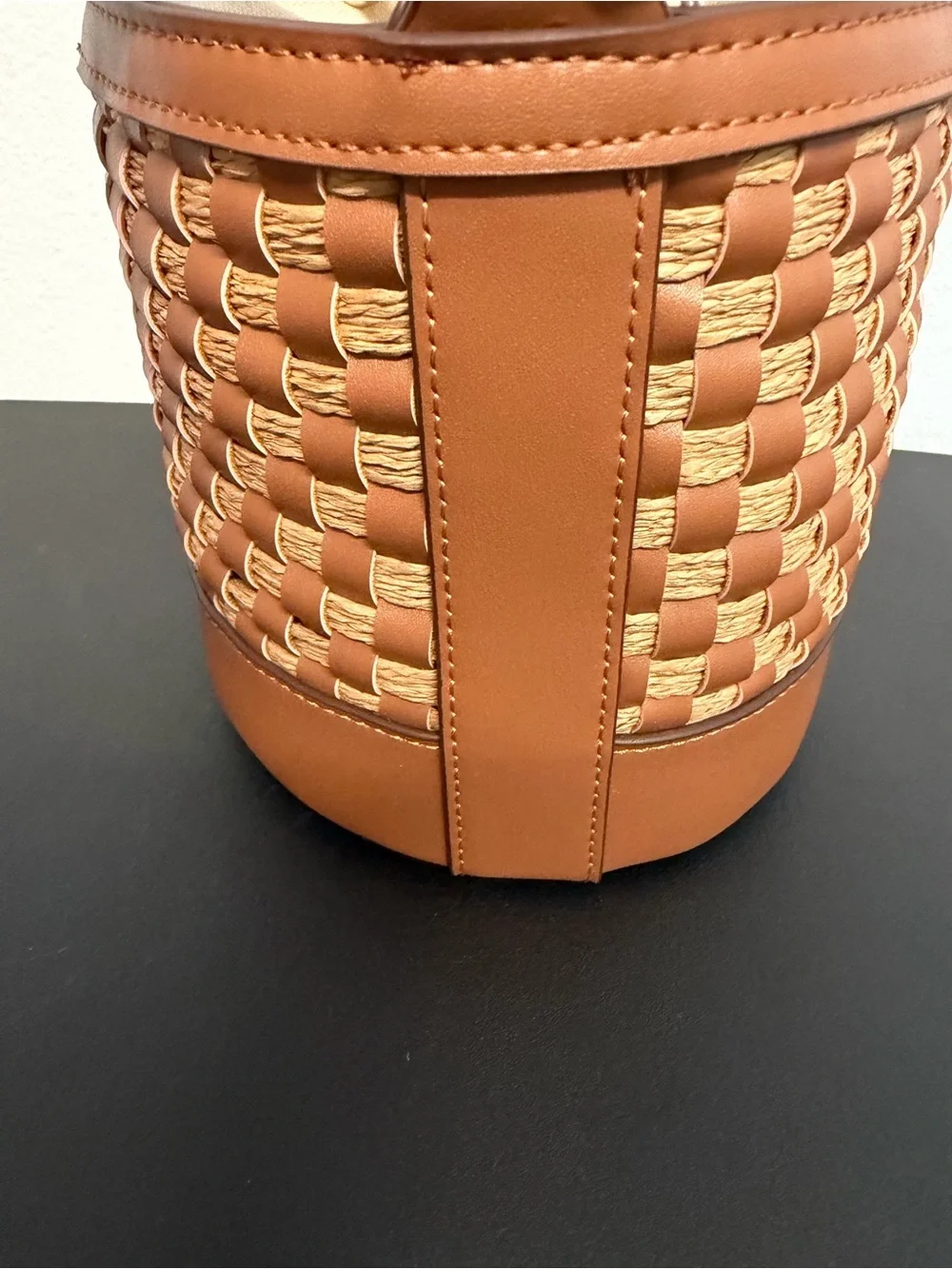 Tommy Bahama | Drawstring Bucket Bag w/ Cinch Top and Crossbody Strap 🌴